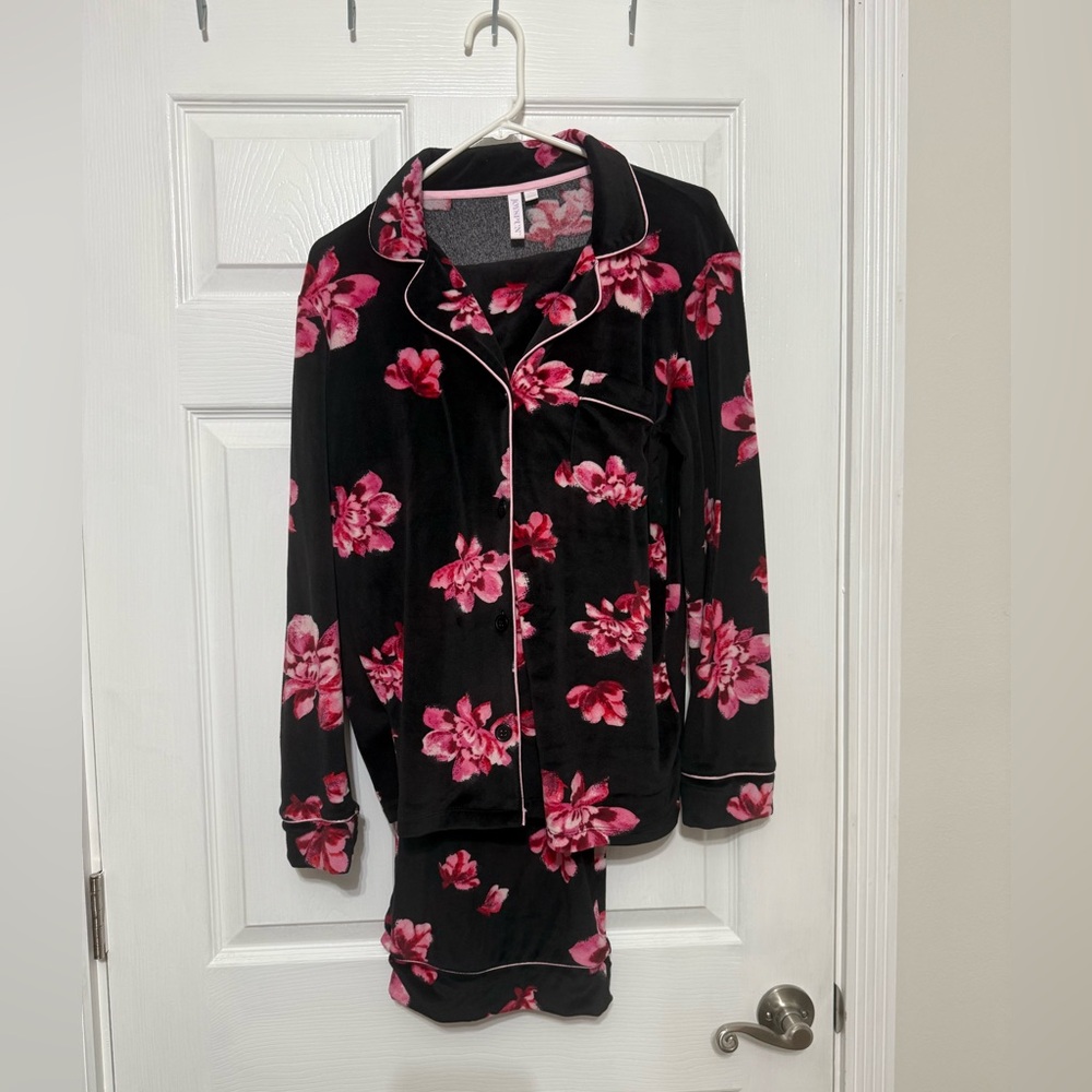Floral Black and Pink Pajama Set